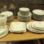 887 3164 DINNER SET